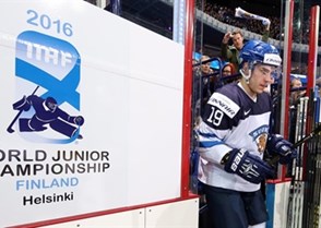 HELSINKI, FINLAND - DECEMBER 28: Finland's Aleksi Saarela #19 takes to the ice for preliminary round action against Russia at the 2016 IIHF World Junior Championship. (Photo by Andre Ringuette/HHOF-IIHF Images)

